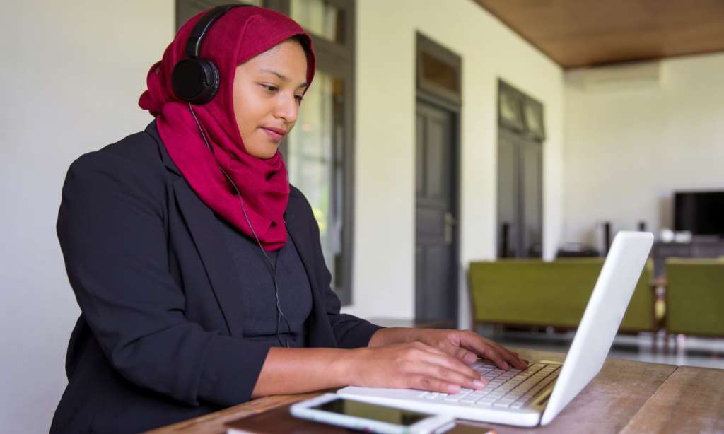 penerjemah bahasa Arab tersumpah