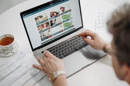 Jasa penerjemah situs website